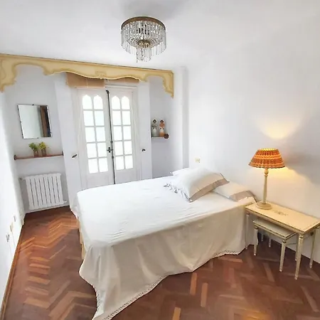Σπίτι διακοπών Spacious House With Terrace And Balcony In A Coruña