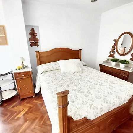 Σπίτι διακοπών Spacious House With Terrace And Balcony In *