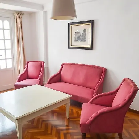 Spacious House With Terrace And Balcony In Σπίτι διακοπών *