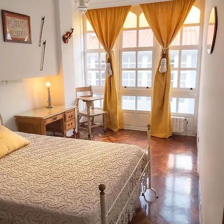 Spacious House With Terrace And Balcony In Σπίτι διακοπών