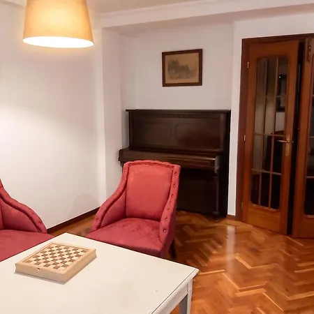 Σπίτι διακοπών Spacious House With Terrace And Balcony In *