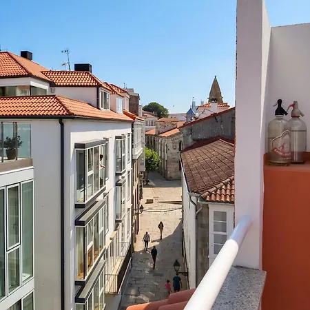 Nyaraló Spacious House With Terrace And Balcony In *