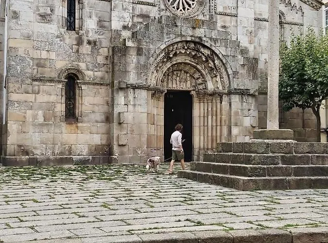 Holiday home Spacious House With Terrace And Balcony In A Coruna