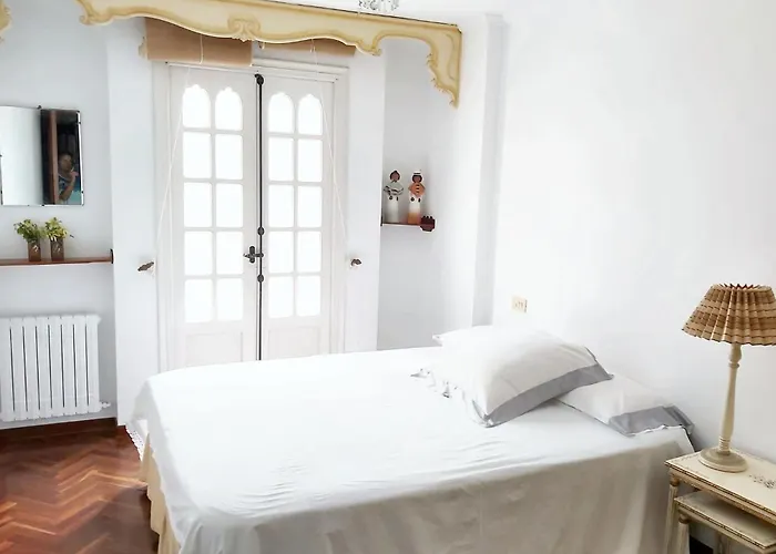 Spacious House With Terrace And Balcony In A Coruna