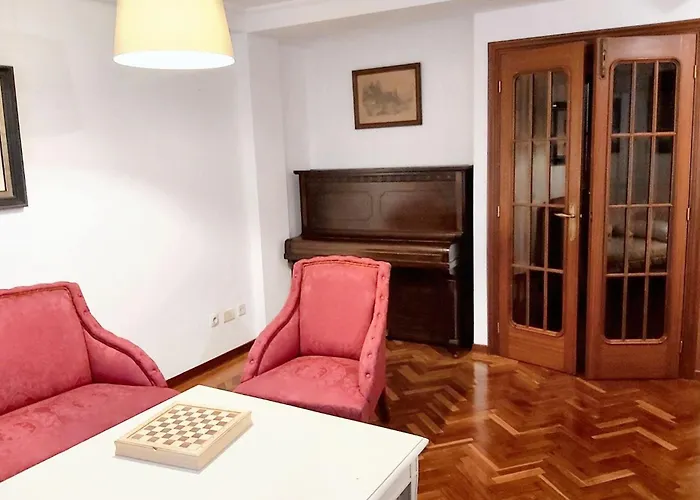 Spacious House With Terrace And Balcony In Holiday home